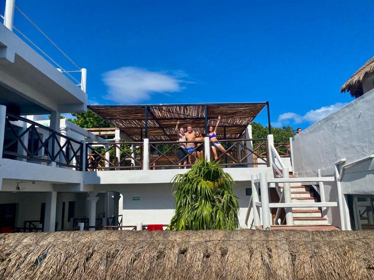 Why Not Rooftop Party Hostel Playa del Carmen Eksteriør bilde